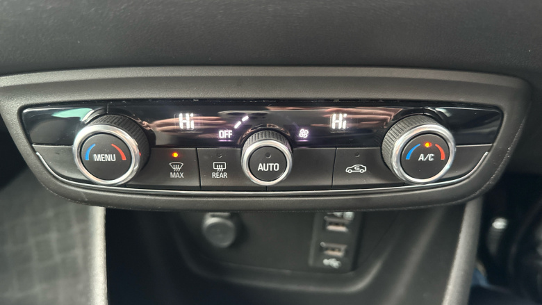 Vauxhall Crossland X 1.2T [110] Tech Line Nav 5dr [Start Stop] Auto Petrol Hatchback